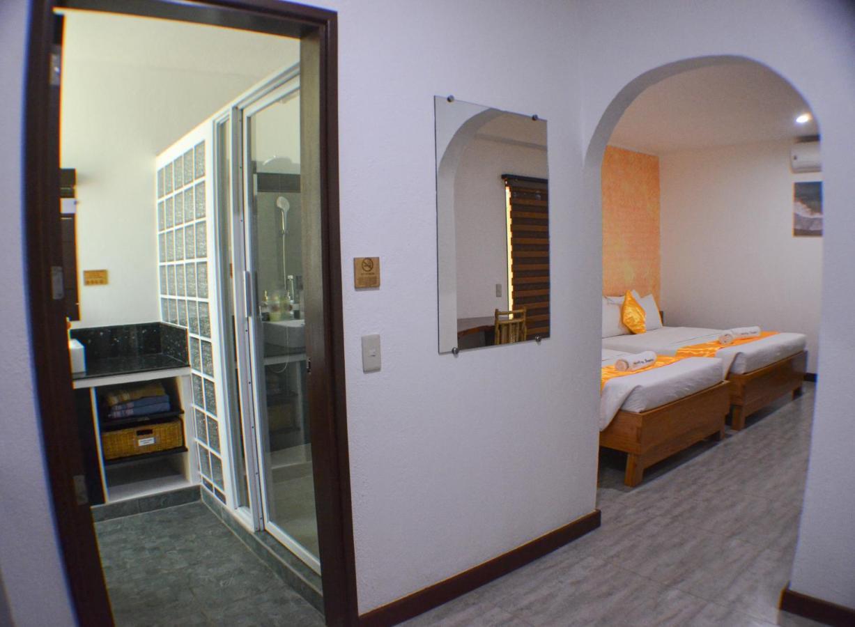 มุนติง ปาไรโซ Hotel Puerto Princesa ภายนอก รูปภาพ