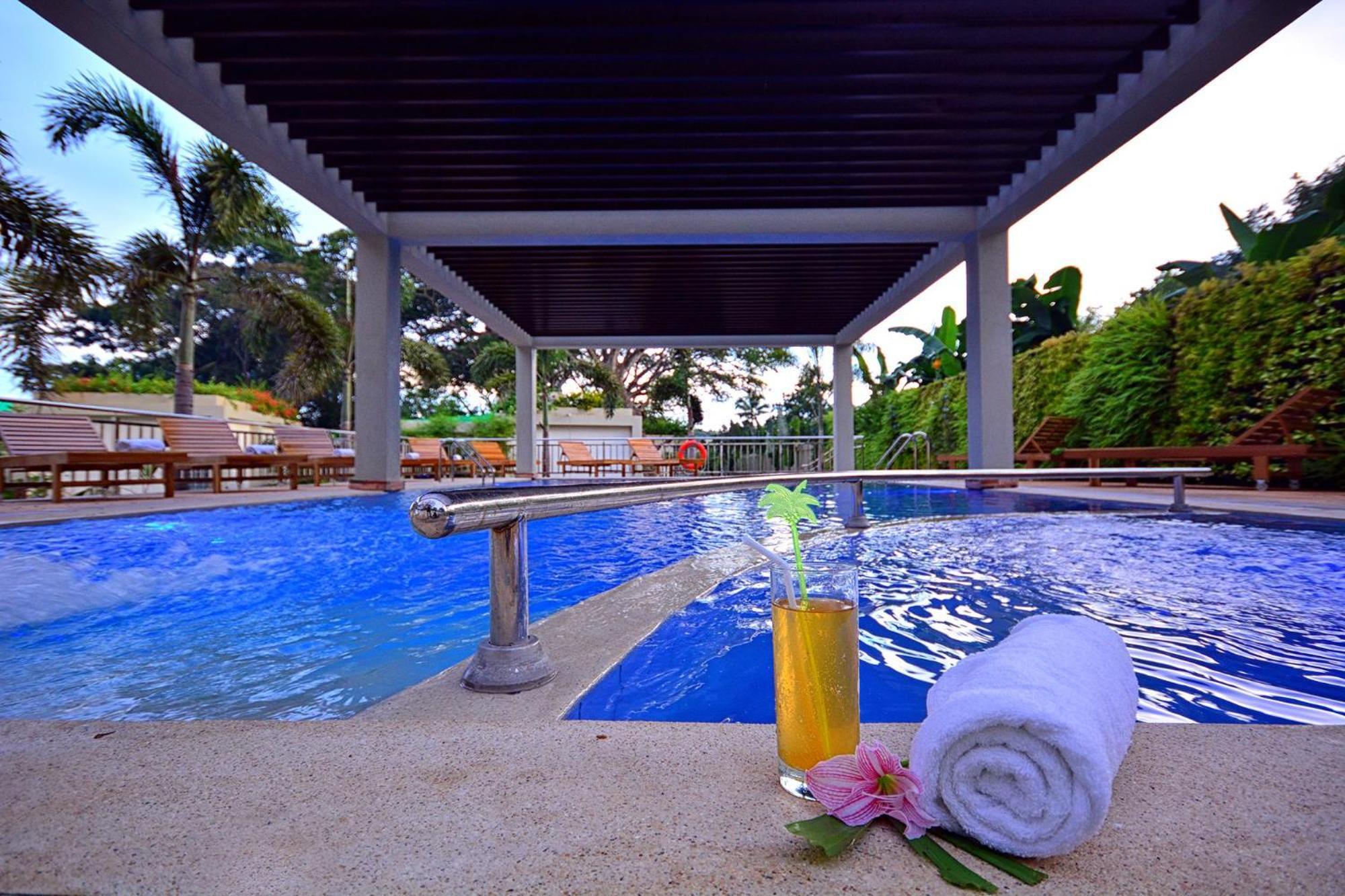 มุนติง ปาไรโซ Hotel Puerto Princesa ภายนอก รูปภาพ