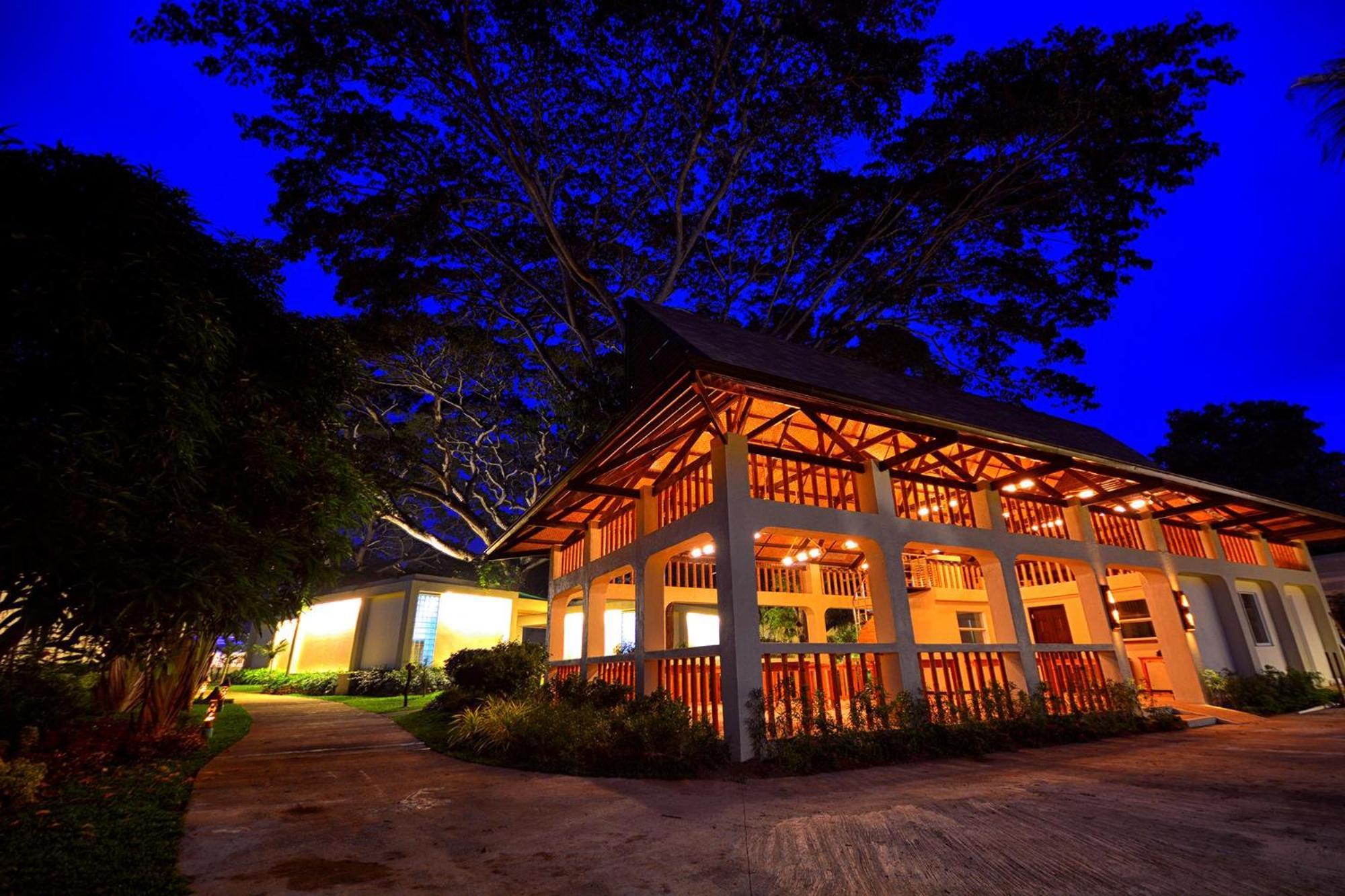 มุนติง ปาไรโซ Hotel Puerto Princesa ภายนอก รูปภาพ