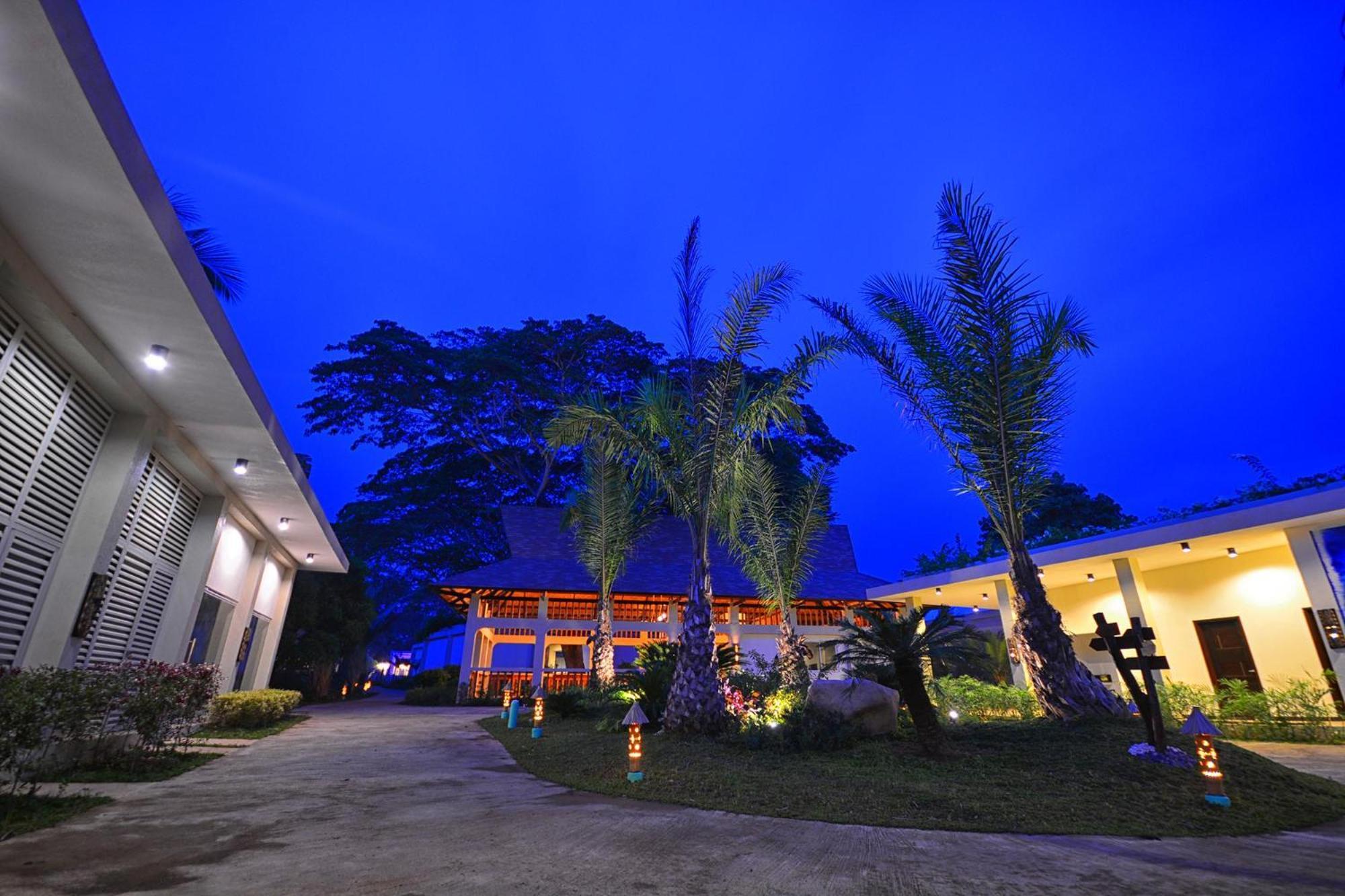 มุนติง ปาไรโซ Hotel Puerto Princesa ภายนอก รูปภาพ